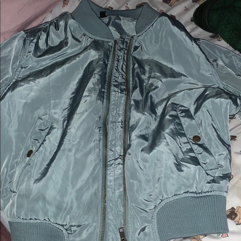 light army green bomber jacket